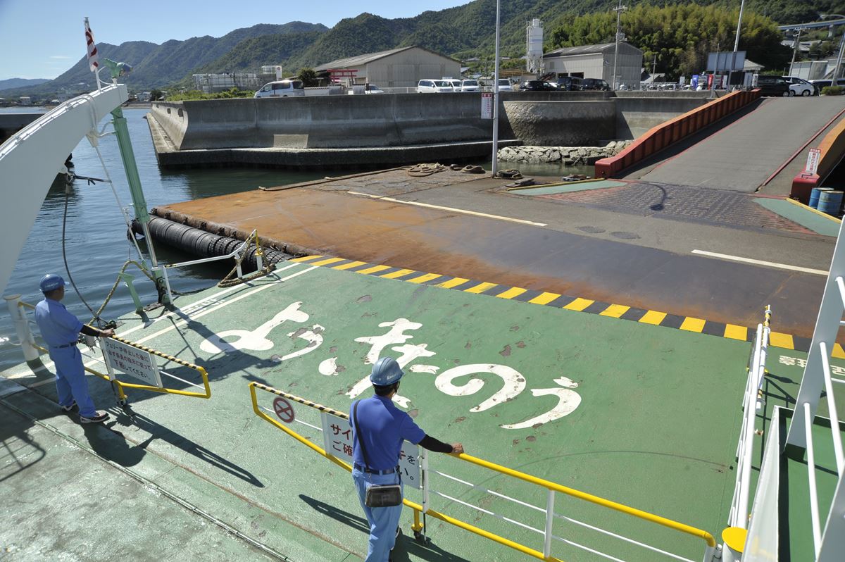 生口島からお隣の島岩城島へのフェリー乗り場