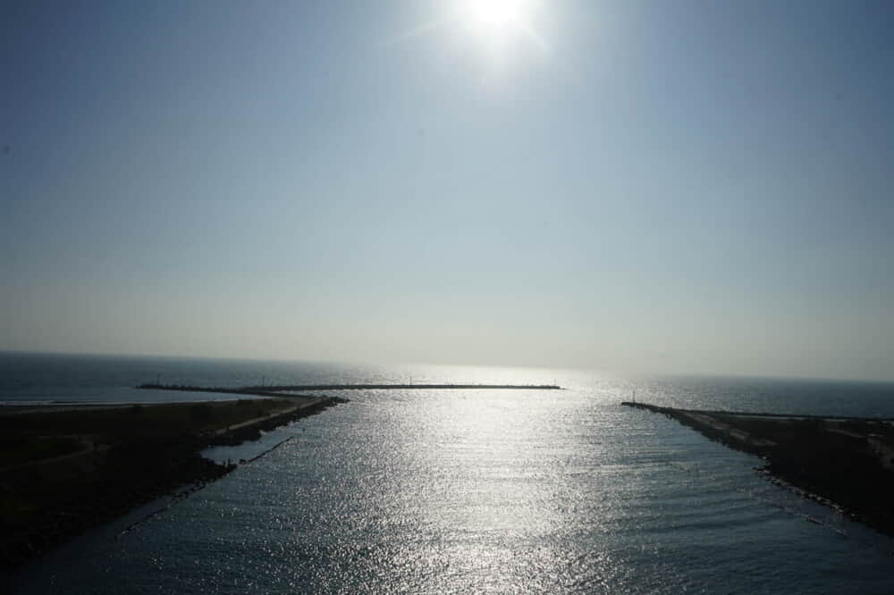 大鵬湾跨海大橋の中心から見える景色。